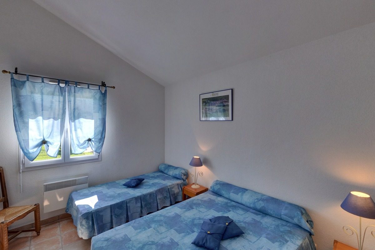 Une chambre aux tons bleus