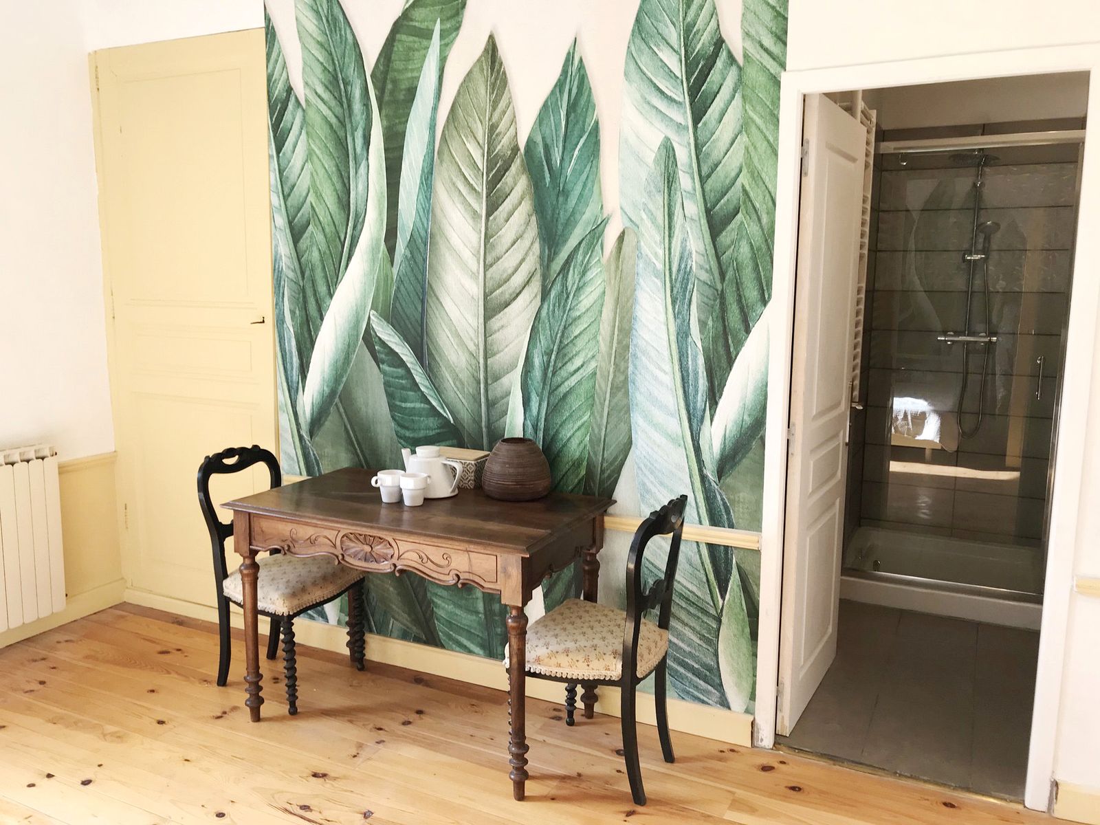 Le coin table de la chambre Nature
