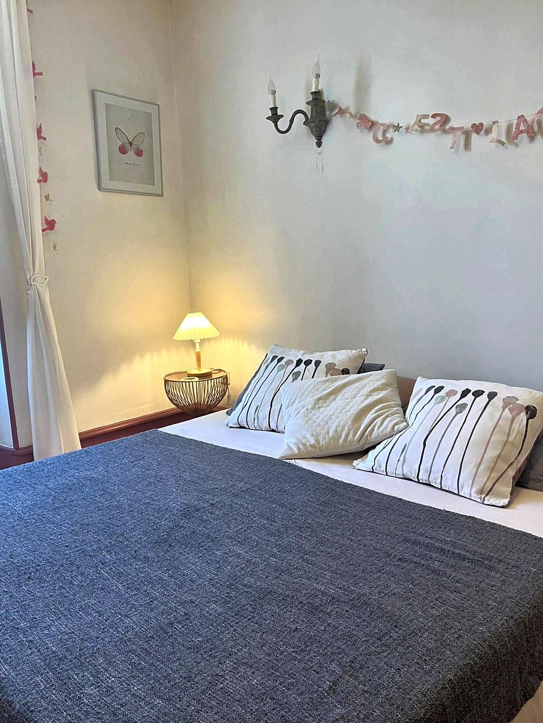 La chambre Le Chanaie et son alcôve de pierre
